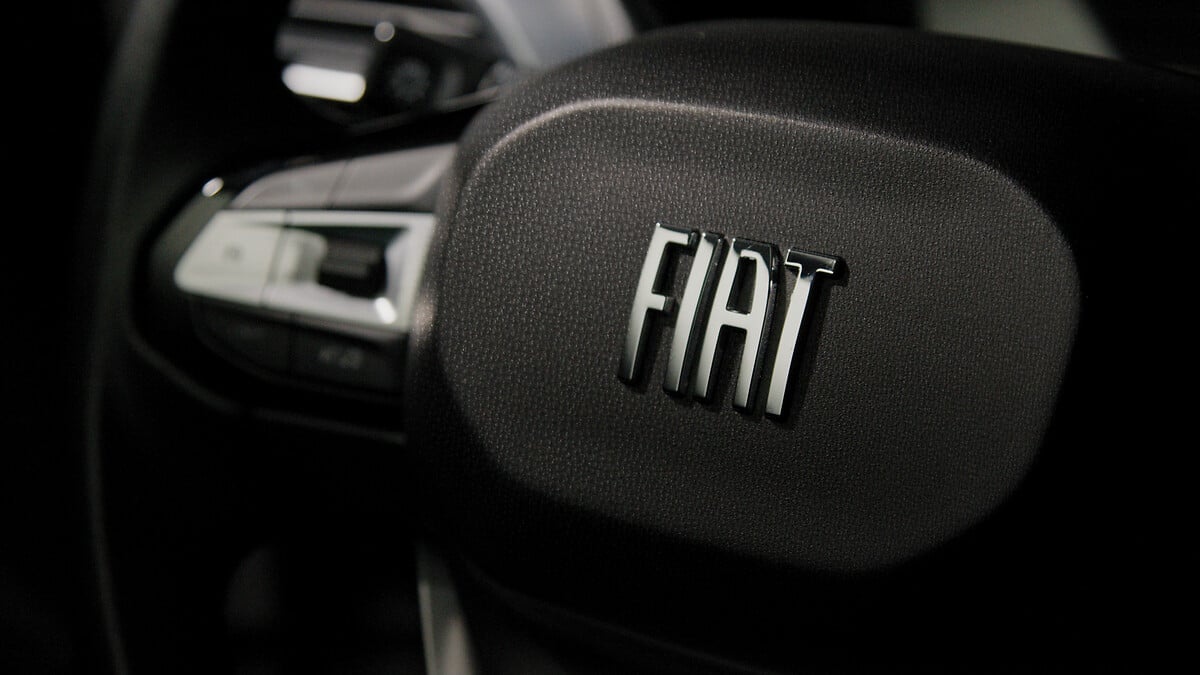Fiat apresenta moderno interior de sua nova picape Titano